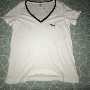 PINK Victoria secret V-Neck, size Medium